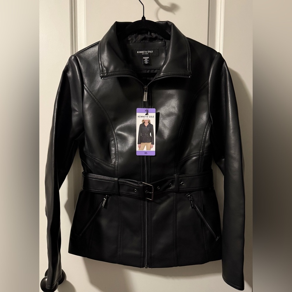Kenneth Cole Women's Black Belted Faux Leather Jacket size XS NWT NEW